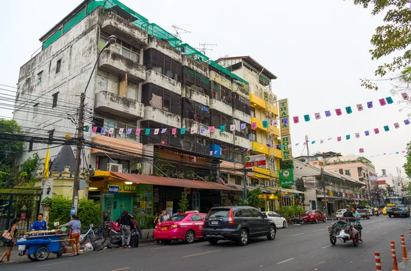 Arme hausfassade in bangkok — Stockfoto