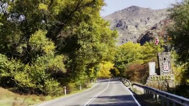 Road tur i efteråret dag i landskabet – Stock-video