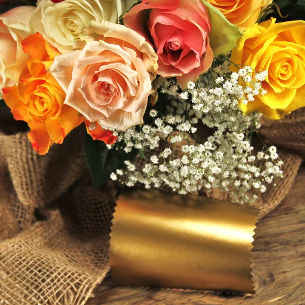 Bouquet colorato di rose — Foto Stock