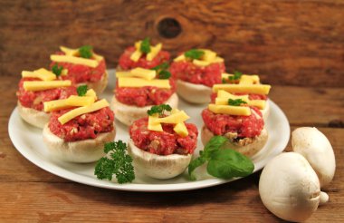 Hazırlık - mantar dolması