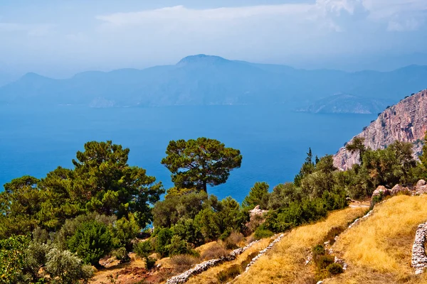 Βουνό και θάλασσα — Φωτογραφία Αρχείου