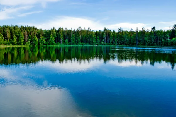 Lago — Fotografia de Stock