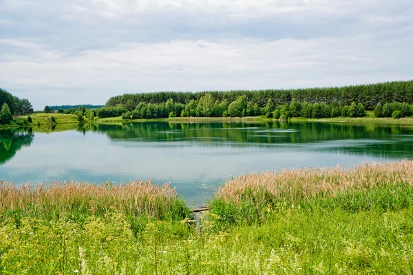 Jezioro — Zdjęcie stockowe