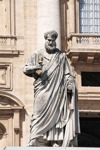 Sculpture of St. Peter — Stock Photo, Image