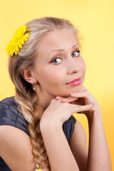 Girl on yellow — Stock Photo, Image