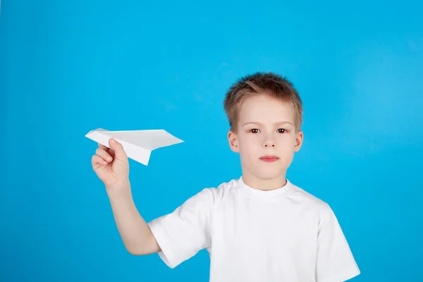 Boy and airplane — Stock Photo, Image