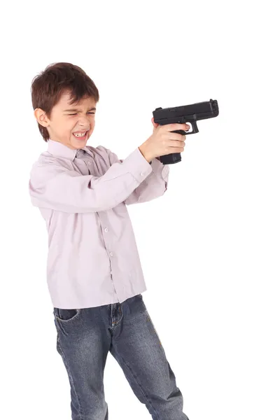 Хлопчик грає з пістолетом — стокове фото