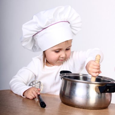 뭔가 요리 작은 아기