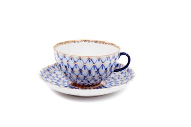 Fincan ve fincan tabağı.