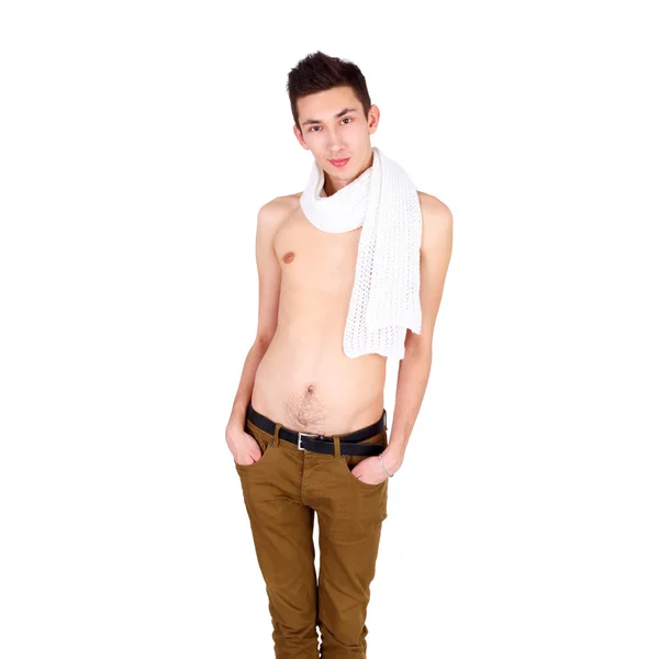 Chico con la bufanda caliente en el torso desnudo — Foto de Stock