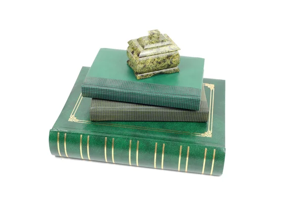 Books and malachite casket — Stock Photo, Image