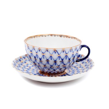 Fincan ve fincan tabağı.