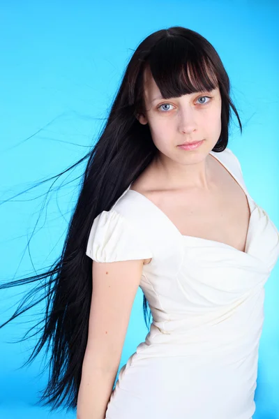 Menina com cabelo ventoso — Fotografia de Stock