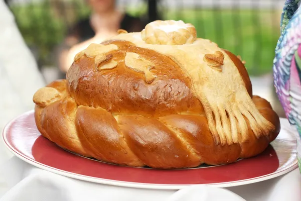 Wedding round loaf — Stock Photo, Image