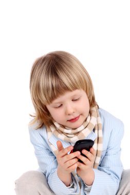 küçük çocuk ve cep telefonu