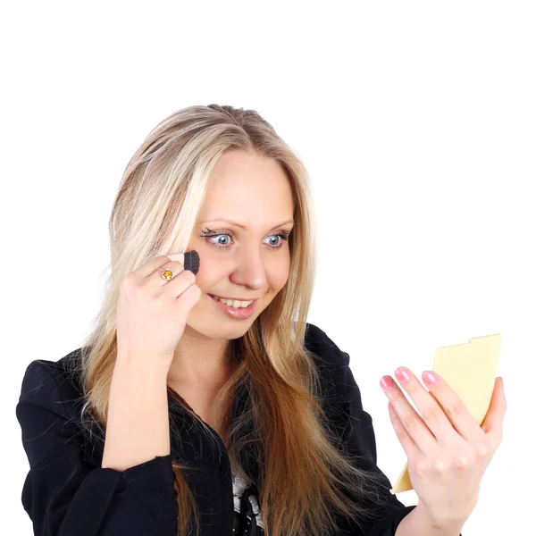 Menina loira fazendo maquiagem — Fotografia de Stock