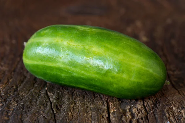 Organic Cucumber Dark Wood — Stock Photo, Image
