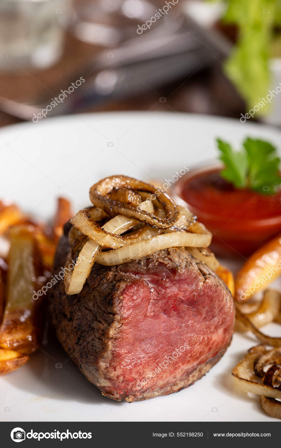 Grilled Steak Onion Rings Stock Photo by ©bernjuer 552198250
