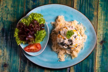 Lahana turşulu Avusturalya ekmeği.