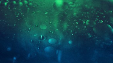 sıvı kabarcıkları ile