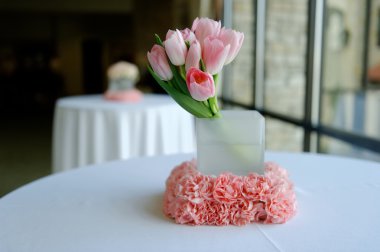 Pembe Laleler merkezinde düğün