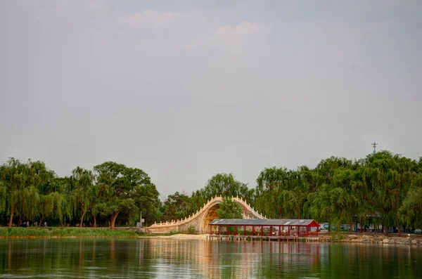 Xiuyi bro i summer palace, beijing, Kina — Stockfoto