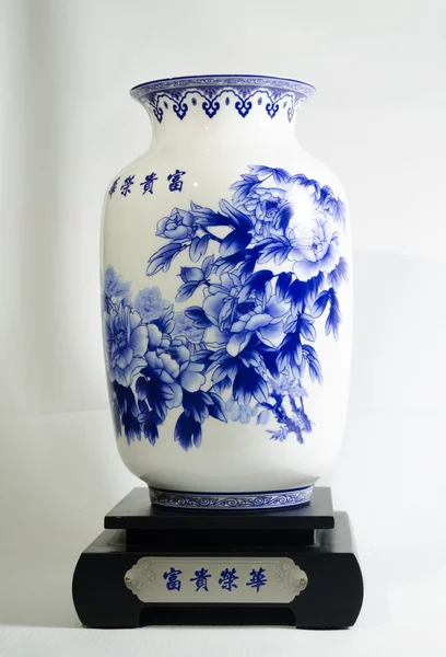 Primer plano de porcelana azul y blanca —  Fotos de Stock