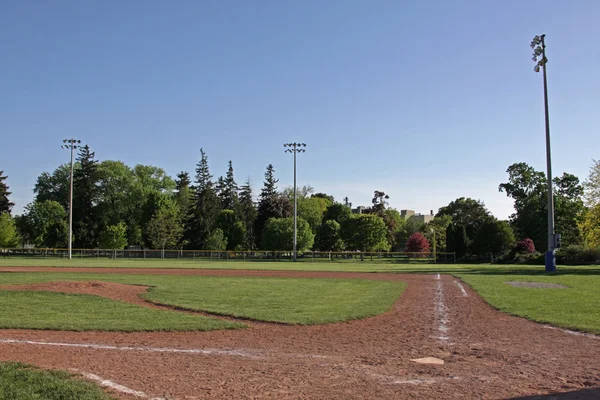 Unoccupied Baseball Diamond — Stock Photo, Image