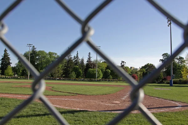 Baseball pole płot kadrowania — Zdjęcie stockowe