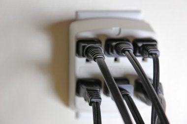 tam elektrik prizleri
