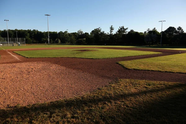 Una Amplia Vista Angular Del Campo Béisbol Disparado Temprano Mañana —  Fotos de Stock