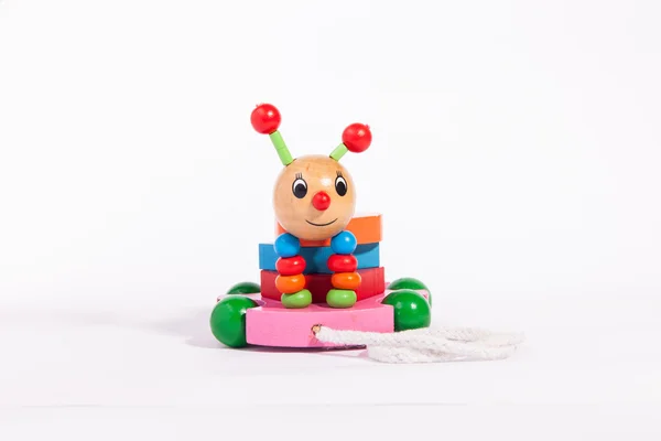 Początku dziecko rozwój drewnianych zabawek na białym tle — Zdjęcie stockowe