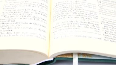 Sevgililer günü ve düğün için popüler İncil geçit