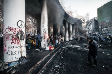 hükümet karşıtı protestolar patlak Ukrayna