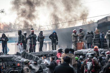 hükümet karşıtı protestolar patlak Ukrayna