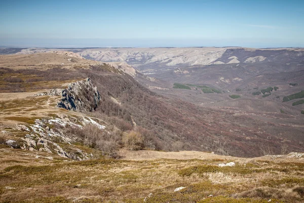 Primavera en las montañas de Crimea —  Fotos de Stock