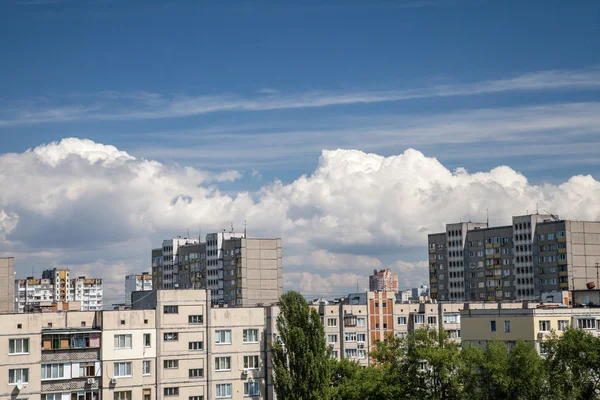 Cityline Kyiv från taket — Stockfoto