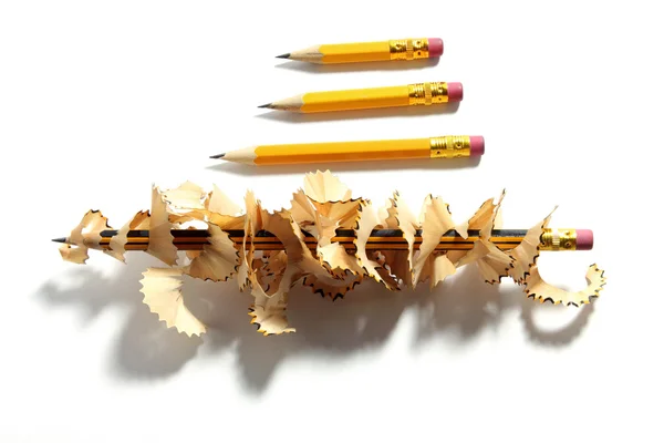 Lápis e aparas — Fotografia de Stock