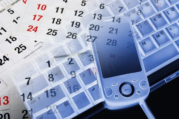 Smart telefon och kalender Stockbild