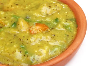 Bengalli mutfağı? Karides ile Mashkalai dal