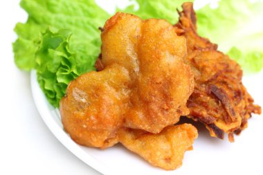 mantar meze salata öğelerle