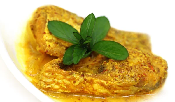 Mustard Ilish: A very popular Bengali cusine of Hilsa fish with mustard seeds — Stock Photo, Image