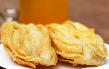 Bengalce adlandırılmış goja olarak davranır