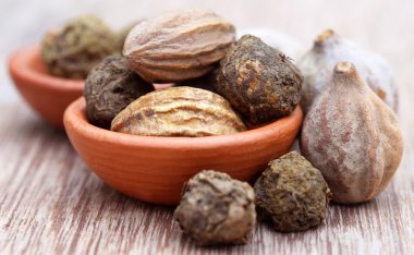 triphala, Ayurveda meyve