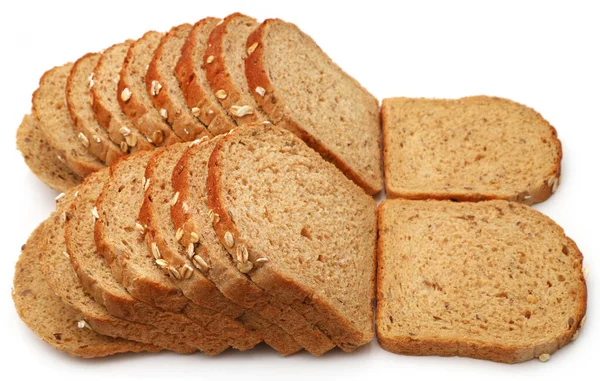 Yulaf Ekmeği Taze Beyaz Arka Planda Dilimlenmiş — Stok fotoğraf