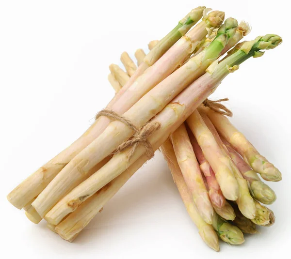 Asperges Blanches Allemandes Fraîches Biologiques Sur Fond Blanc — Photo