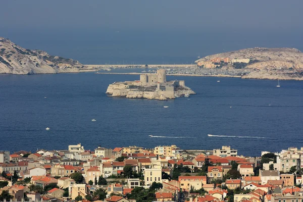 Vista de la ciudad de Marsella y la bahía de Marsella, Francia — Foto de Stock