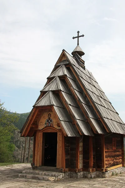 Sırbistan'daki Mokra Gora yakınındaki Köyü Drvengrad (Kustendorf)