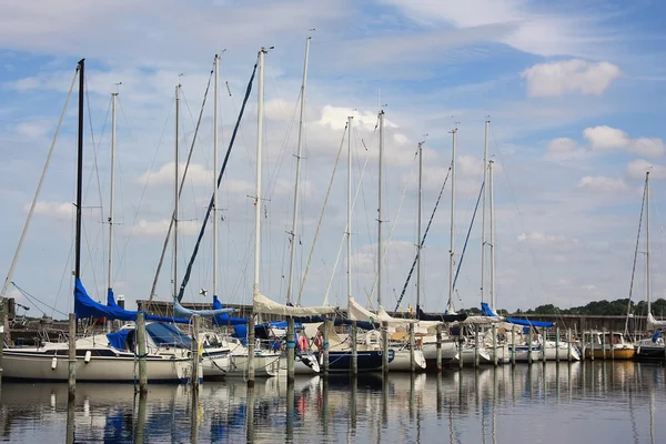 Zobacz nad brzegiem morza w roskilde, dania — Zdjęcie stockowe