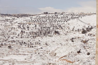 Kudüs 'te ve etrafındaki dağlarda kar var.